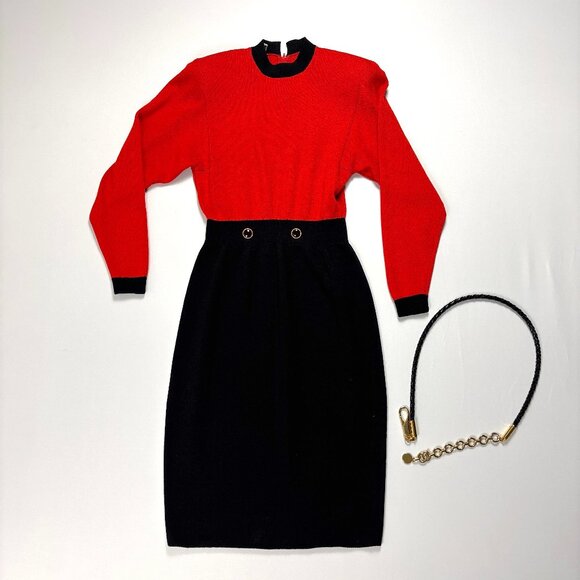 Vintage St. John Marie Gray Womens Knit Dress W/ Belt Red Black Sz 4 Button - Picture 1 of 8
